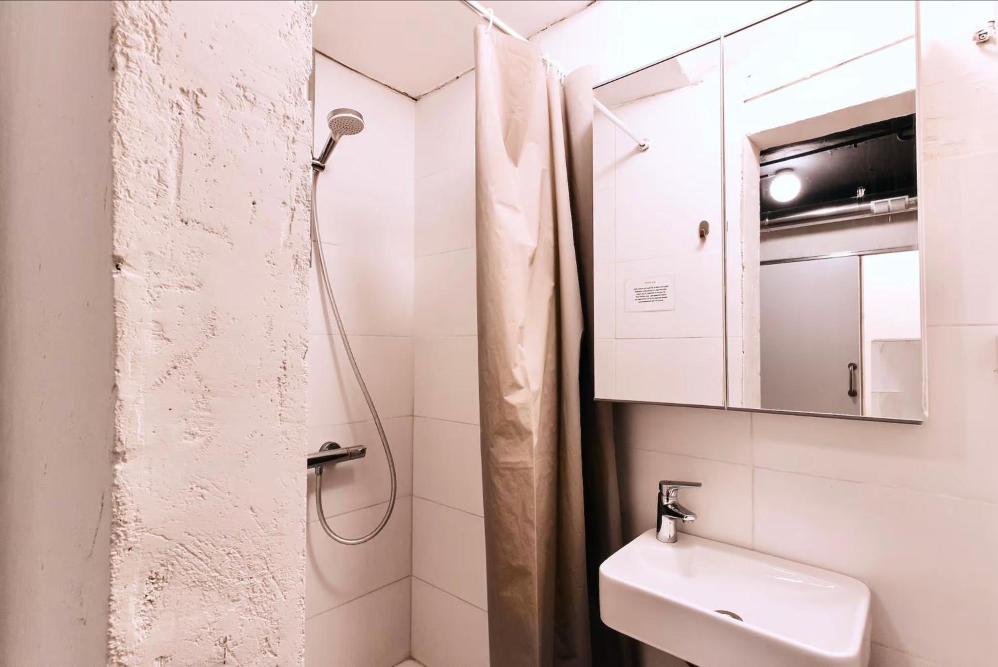 Estudio Loft En El Centro De Madrid Reformado En Enero 2024 Zewnętrze zdjęcie